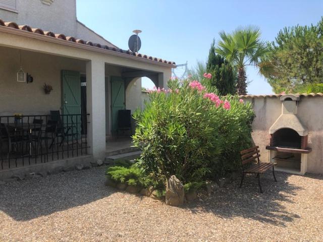 Marie Jean Chambre D'Hotes & Gite Oupia Exterior foto